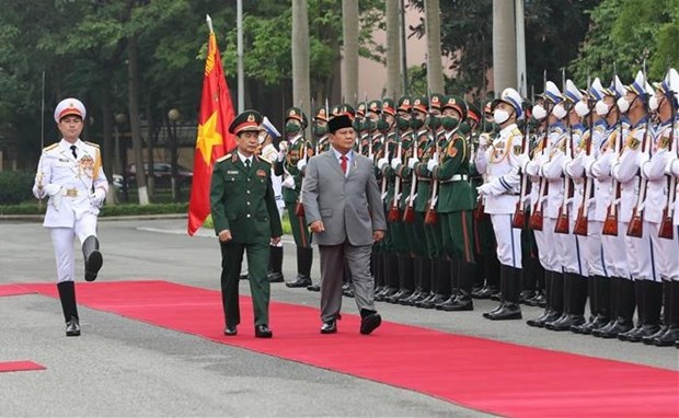 印尼国防部长普拉博沃·苏比安托对越南进行正式访问 hinh anh 1