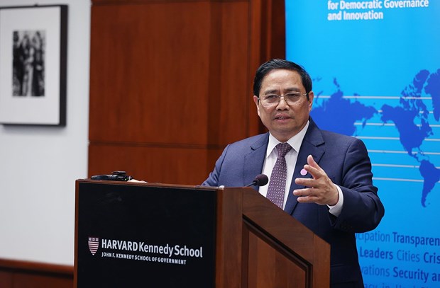 越南政府总理范明政访问美国哈佛大学 就建设独立自主的经济发表讲话 hinh anh 1