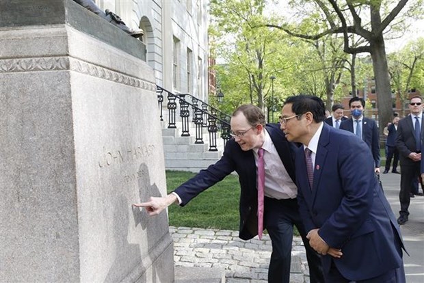 越南政府总理范明政在哈佛大学出席政策座谈会 hinh anh 2