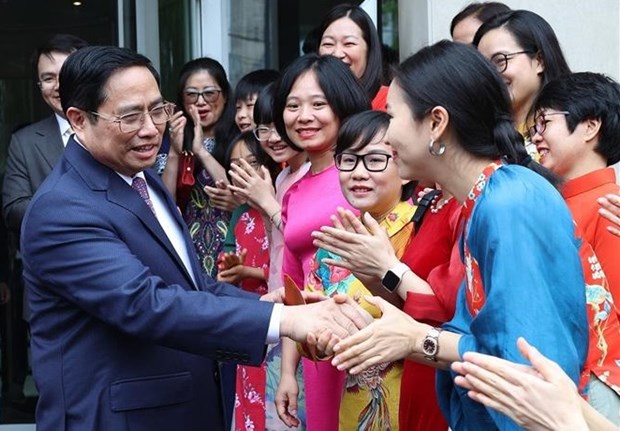 范明政总理：每一名旅外越南人都是代表国家最生动的形象 hinh anh 1