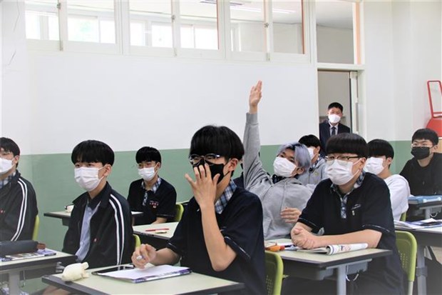 韩国高中学校将越南语纳入职业指导教育课程 hinh anh 1