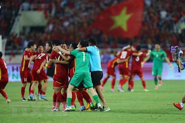 第31届东运会：东南亚球迷发评论大赞越南国足“空前绝后”的战绩 hinh anh 1