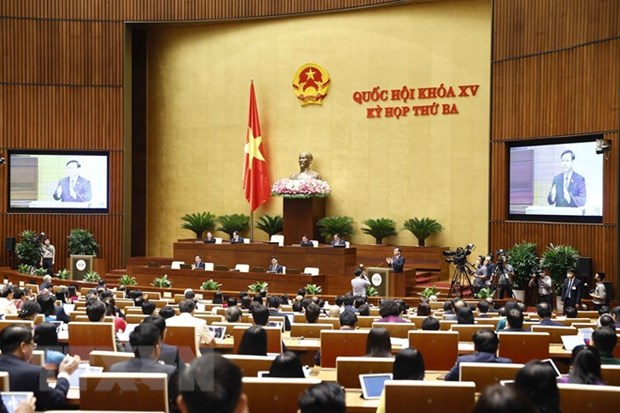 越南第十五届国会第三次会议新闻公报（第一号） hinh anh 1