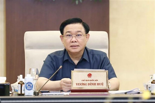 越南国会常委会就经济社会复苏和发展一揽子支持计划的实施提出意见 hinh anh 1