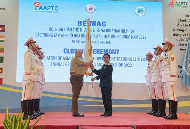 越南成功举办2022年亚太维和训练中心联盟年会和研讨会 hinh anh 1