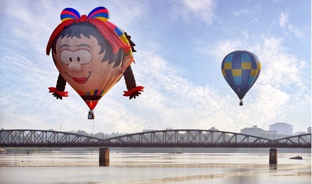 “空中俯瞰古都顺化”热气球节即将在顺化市举行 hinh anh 2