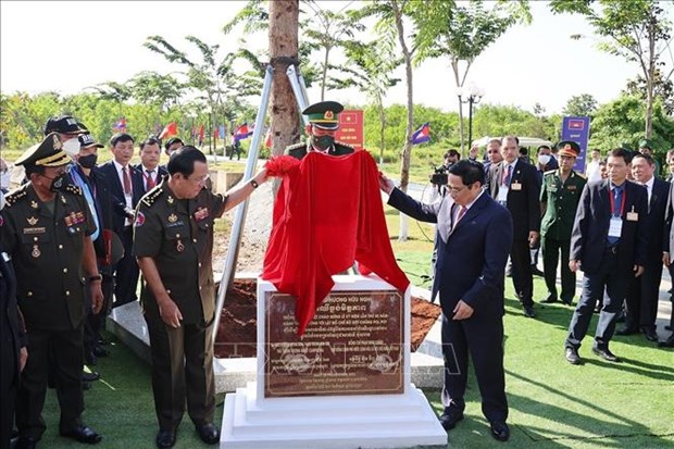 柬埔寨首相洪森感谢越南人民助柬推翻波尔·布特种族灭绝政权 hinh anh 2