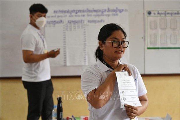 柬埔寨公布2022年乡分区理事会选举结果 hinh anh 1