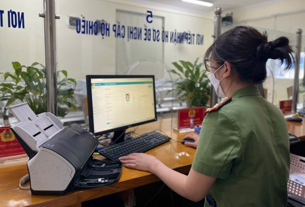 越南自2022年7月1日起签发新版普通护照 hinh anh 1