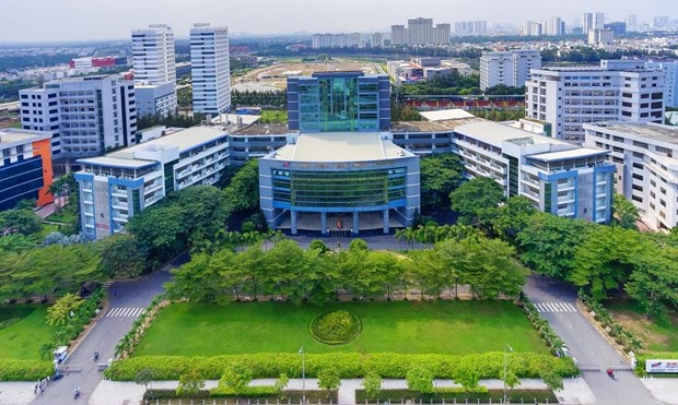 越南17所大学跻身2022年世界大学学术表现排名榜单 hinh anh 1