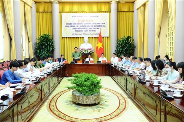 对外公布越南国家主席关于国会刚通过的五部法律的主席令 hinh anh 1