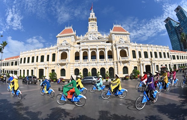 越南再次被选为 世界旅游大奖亚洲及大洋洲地区颁奖典礼举办地 hinh anh 1