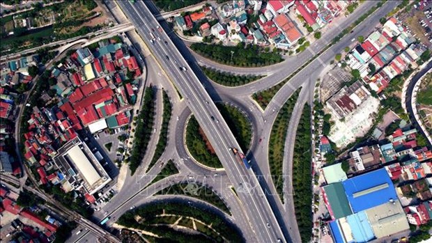 政府总理范明政：推进国家重点交通项目 为各地区发展注入动力 hinh anh 2