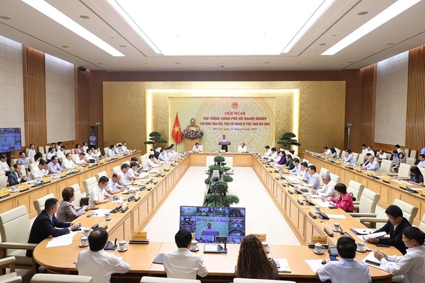 政府总理与企业会议：越南企业发展形势良好 hinh anh 1
