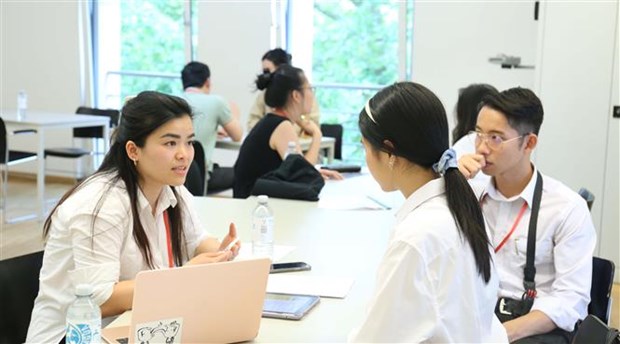 2022年夏令营活动有助于加强在德国越南青年和大学生联谊 hinh anh 1