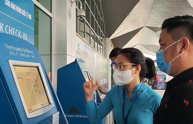 越南国家航空公司在富牌国际机场推出在线值机服务 hinh anh 1