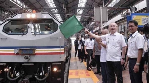 连接马泰老的特快货运列车将于今年10月投入运营 hinh anh 1