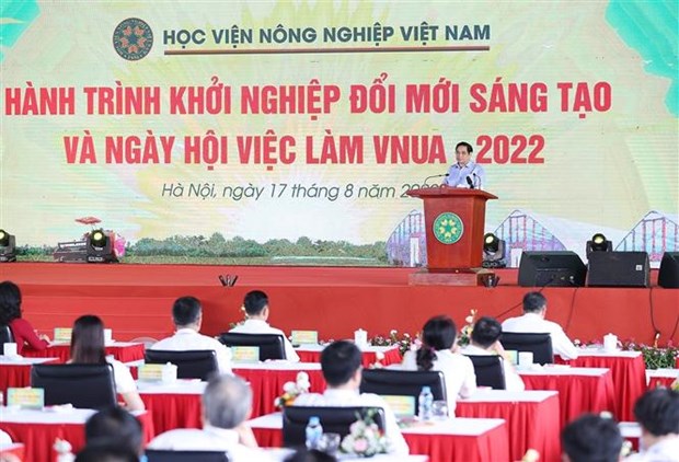 越南政府总理范明政：将传统农业经验与科技和创新结合起来 实现农业可持续高效发展 hinh anh 2