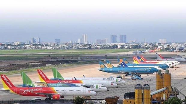 九·二国庆节假期各家航空公司推出飞往许多旅游景点的特价机票 hinh anh 2
