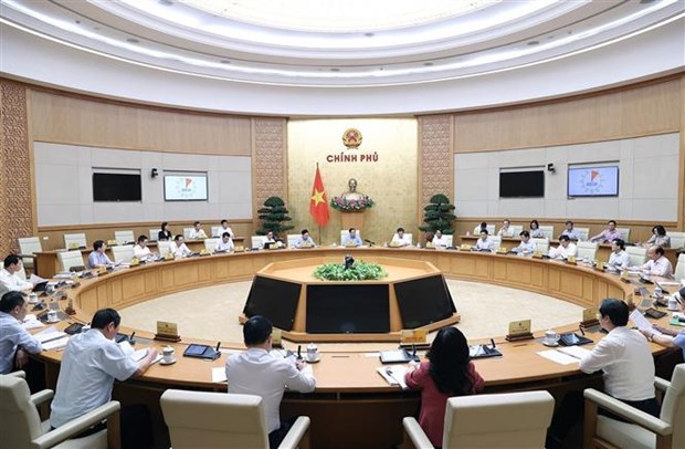 政府总理范明政主持召开8月份立法专题会议 hinh anh 2