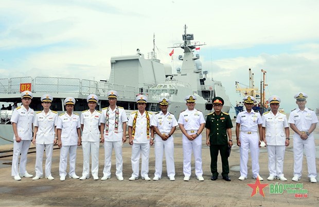 越南人民海军012-李太祖号舰抵达印尼巴都安巴港 开始访印之旅 hinh anh 1