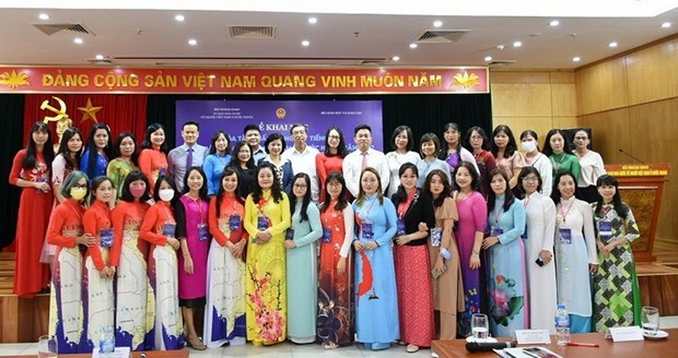 为越南语国际传播事业做出贡献 hinh anh 1