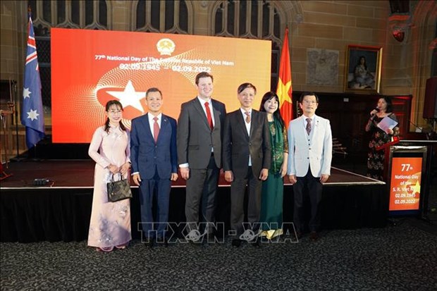 越南国庆77周年：越南驻加拿大和澳大利亚总领事馆隆重举行庆典活动 hinh anh 2