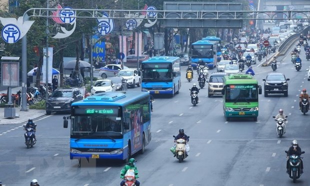 河内力争至2025年公共客运交通满足人民出行需求的30~50% hinh anh 1