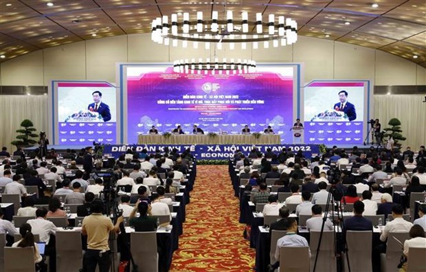 2022年越南经济社会论坛：稳定宏观经济大盘 促进经济复苏和可持续发展 hinh anh 3