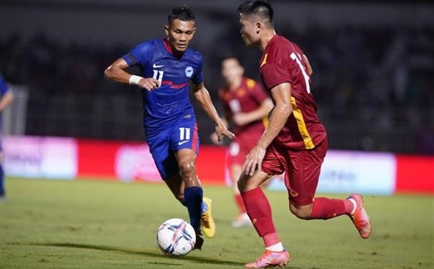 2022年兴盛国际足球友谊赛：越南队以4比0击败新加坡队 hinh anh 1