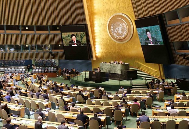 第77届联合国大会：越南政府副总理范平明强调加强国际团结与合作的重要性 hinh anh 1