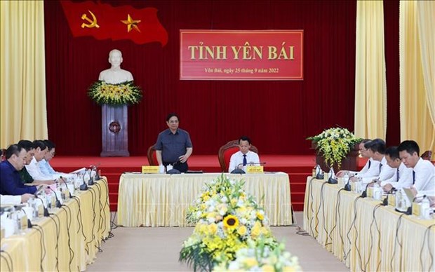 越南政府总理范明政：安沛省需要朝着“绿色、和谐、保留特色和幸福”的方向发展 hinh anh 1