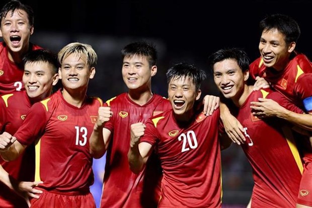 越南队力克印度队夺得2022年国际足球友谊赛冠军 hinh anh 2