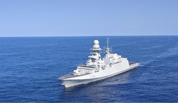 印尼海军准备12艘军舰确保G20峰会安全 hinh anh 1