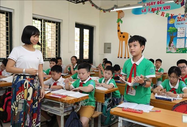 河内市：力争到2025年80-85%的公办学校达到国家标准 hinh anh 1