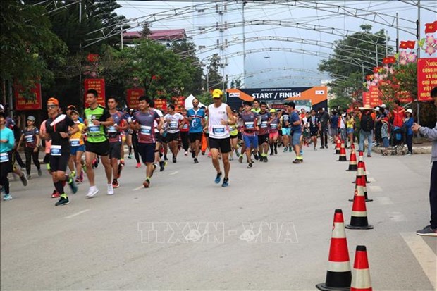 2022年河江省“在幸福路上奔跑”国际马拉松赛将于10月9日举行 hinh anh 1