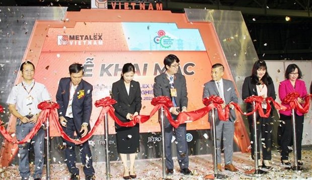 越南国际机床及金属加工机械展览会在胡志明市开幕 hinh anh 1