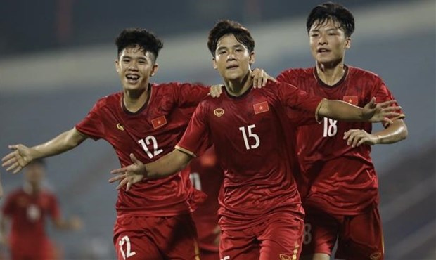 2023年U17亚洲杯预选赛：越南队4:0 大胜中华台北队 暂居小组第一 hinh anh 2