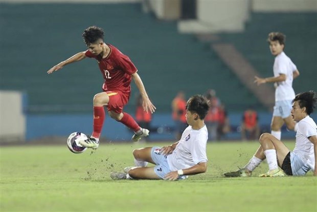 2023年U17亚洲杯预选赛：越南队4:0 大胜中华台北队 暂居小组第一 hinh anh 1