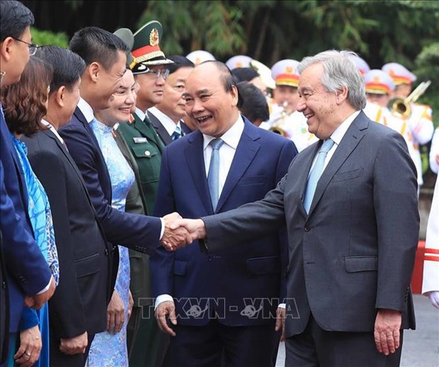 越南国家主席阮春福主持仪式欢迎联合国秘书长访越 hinh anh 2