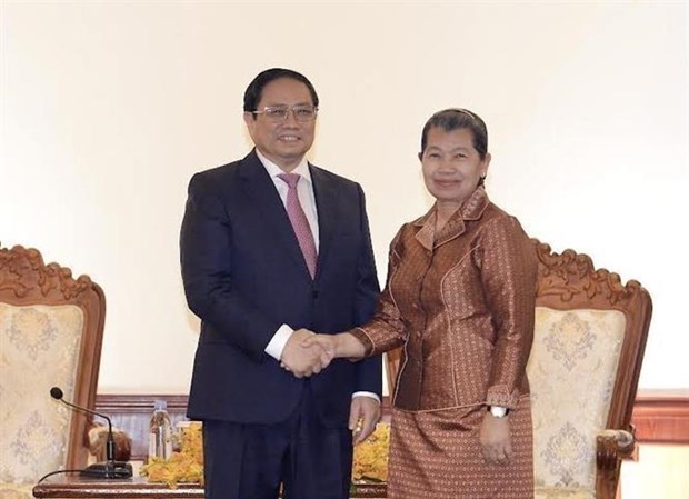 越南政府总理范明政会见柬埔寨副首相 hinh anh 1