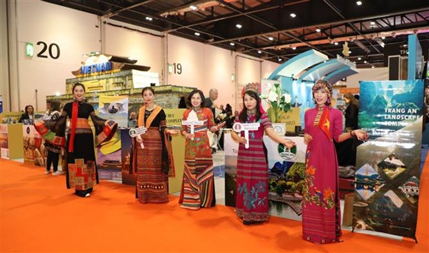 越南参加2022年伦敦世界旅游博览会 hinh anh 1