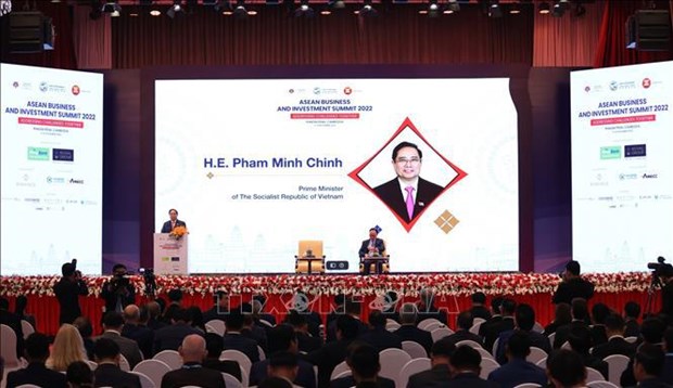 范明政总理出席2022年东盟商务与投资峰会并发表重要讲话 hinh anh 1