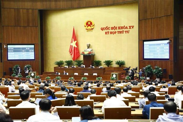 越南第十五届国会第四次会议：《基层民主实施法》以高赞成率获得通过 hinh anh 1