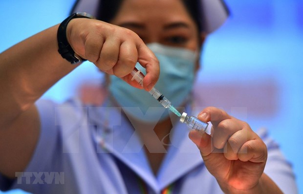 泰国突出2023年新冠疫苗接种计划中的3类优先人群 hinh anh 1