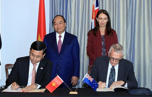 阮文忠大使：新西兰总理访越之旅将为双边战略伙伴关系注入新动力 hinh anh 2