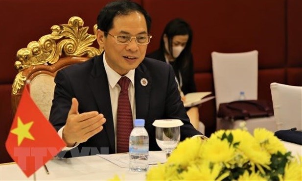 越南外交部部长裴青山：范明政总理访柬之行已取得圆满成功 hinh anh 1