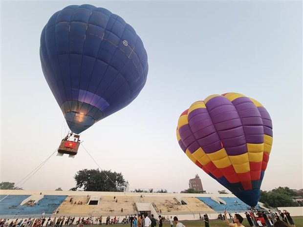 河内：山西国际热气球节是游客欣赏古城之美的良好机会 hinh anh 1