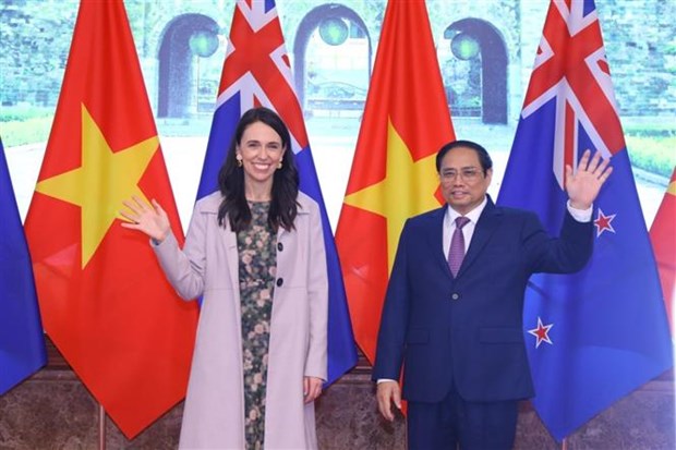 政府总理范明政举行仪式 欢迎新西兰总理杰辛达·阿德恩访问越南 hinh anh 2