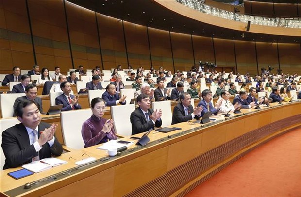 越南国会通过《反洗钱法》（修正案）和有关厉行勤俭节约的决议 hinh anh 2